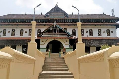 Nadapuram Masjid Kozhikode in kerala